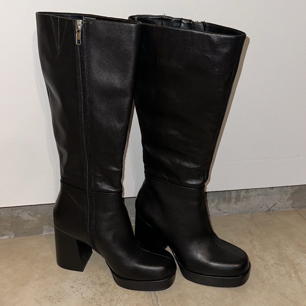 Steve Madden Black Boots